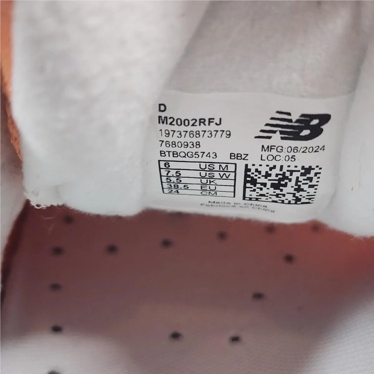 New Balance shoes - New Balance 2002 - M2002RFJ - Orange 5