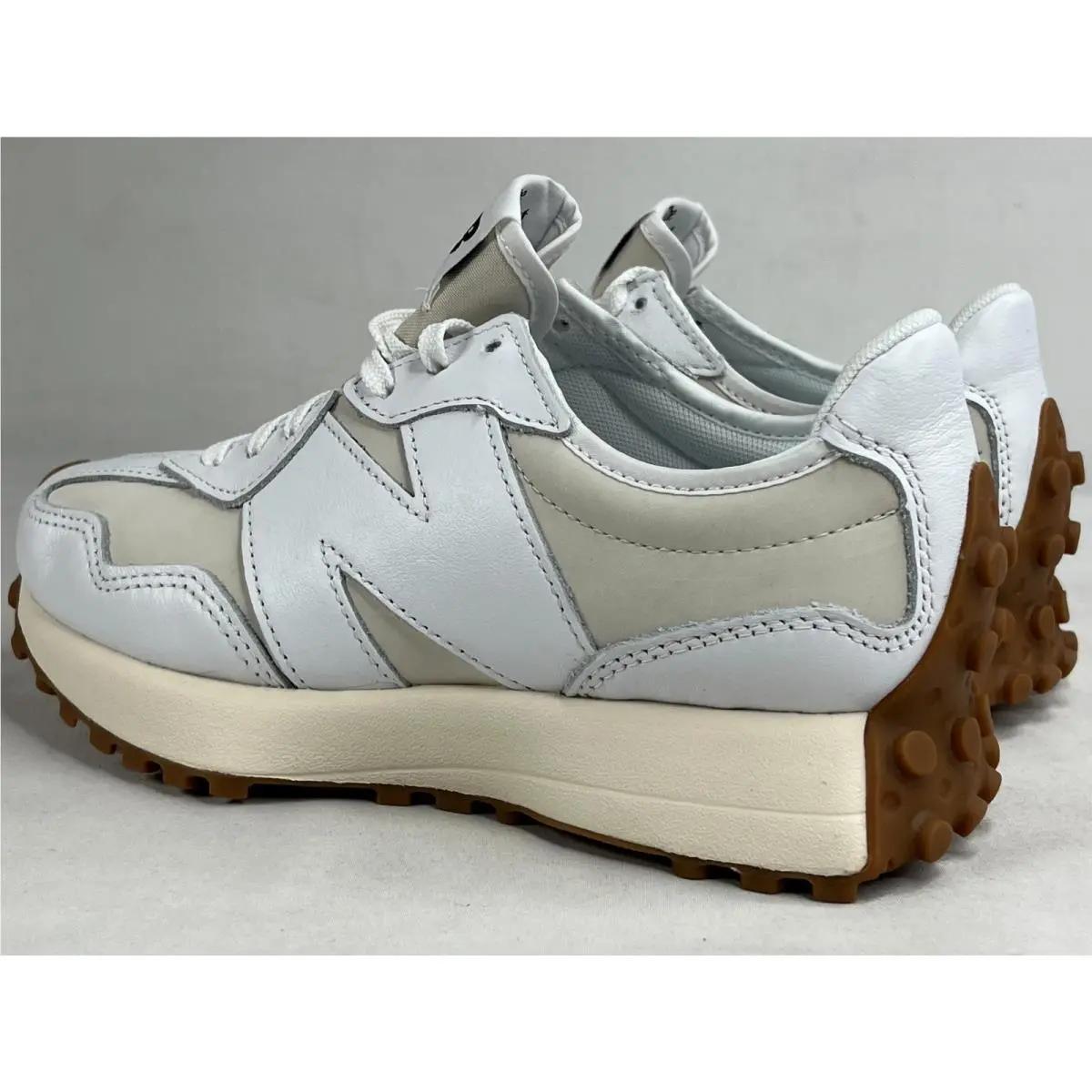 New Balance shoes - New Balance 327 - WS327LA - White 1