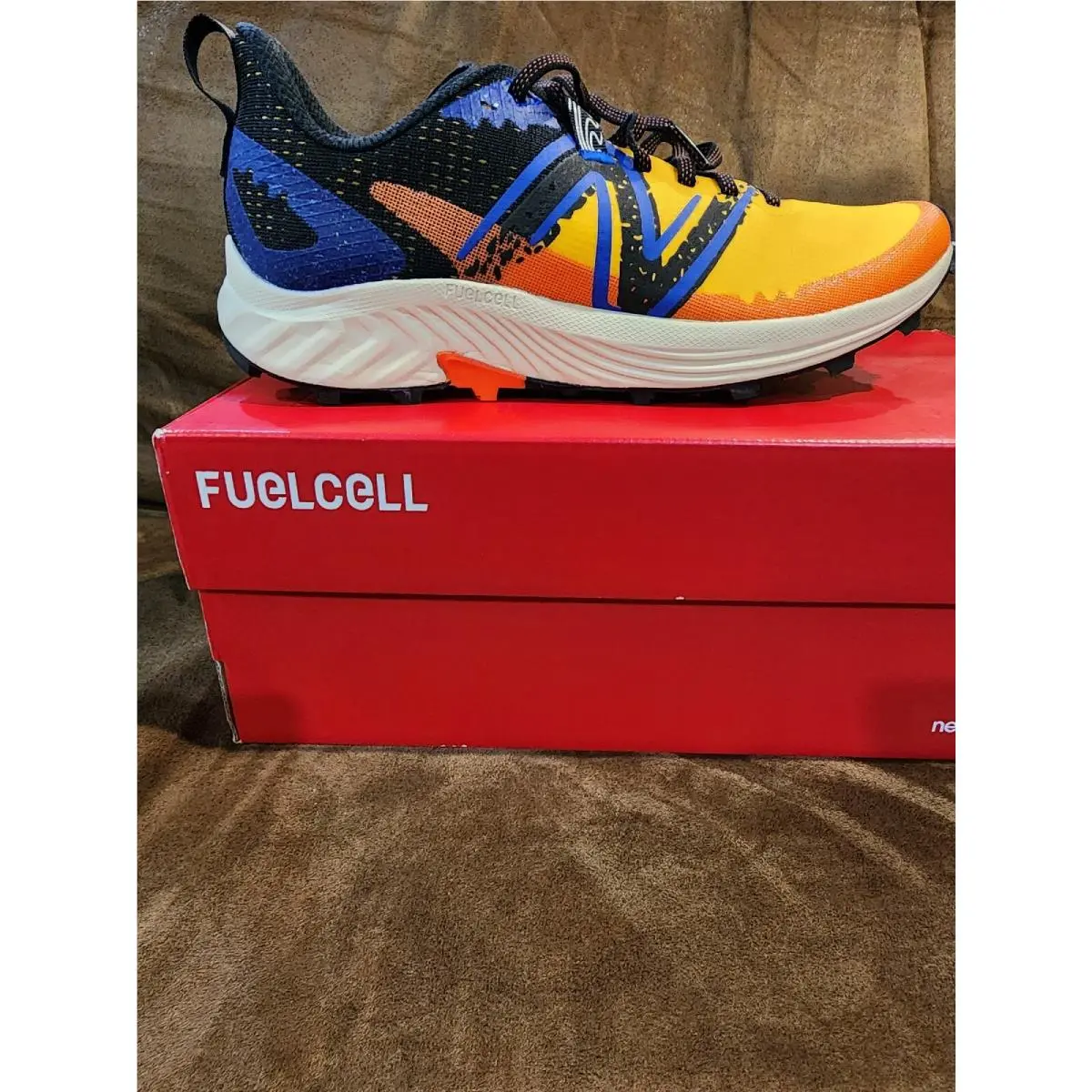 New Balance shoes - New Balance FuelCell Summit - FuelCell Summit - MTUNKNY3 - Sunflower/Black/Infinity Blue (UPC: 195907793909) 3