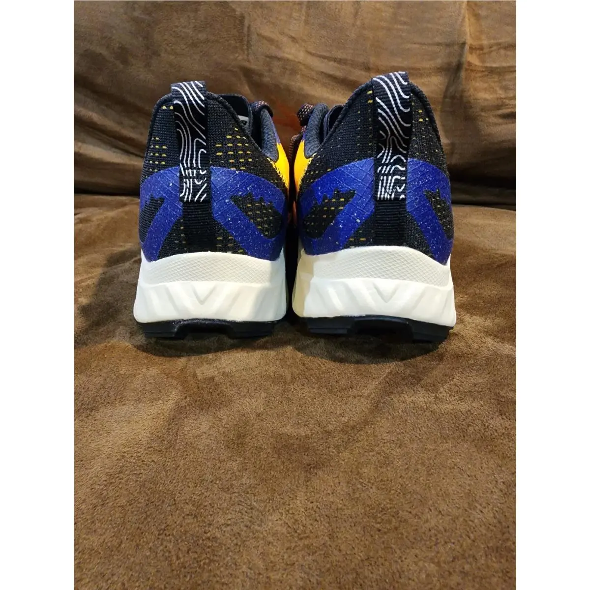 New Balance shoes - New Balance FuelCell Summit - FuelCell Summit - MTUNKNY3 - Sunflower/Black/Infinity Blue (UPC: 195907793909) 4