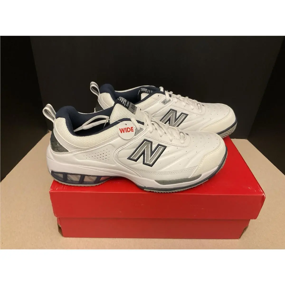 New Mens New Balance 806v1 White/blue Tennis Shoes. MC806W. Size 8.5-2E Wide - Multicolor