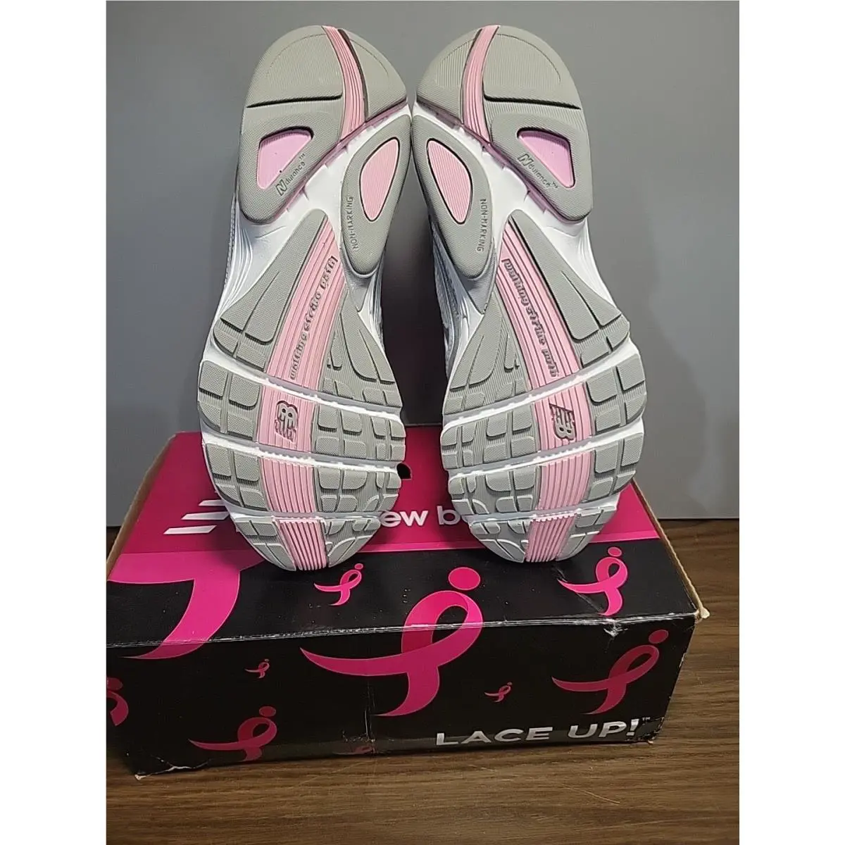 New Balance shoes - New Balance 615 - WW615KM - White 1