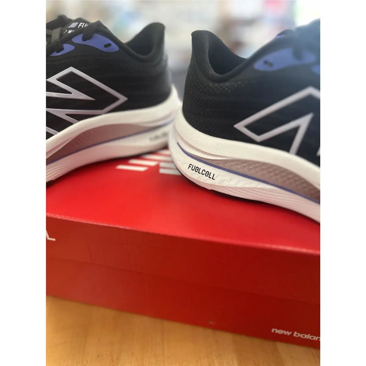 New Balance shoes - New Balance WWWKELB1 Fuelcell Walker - Black 4