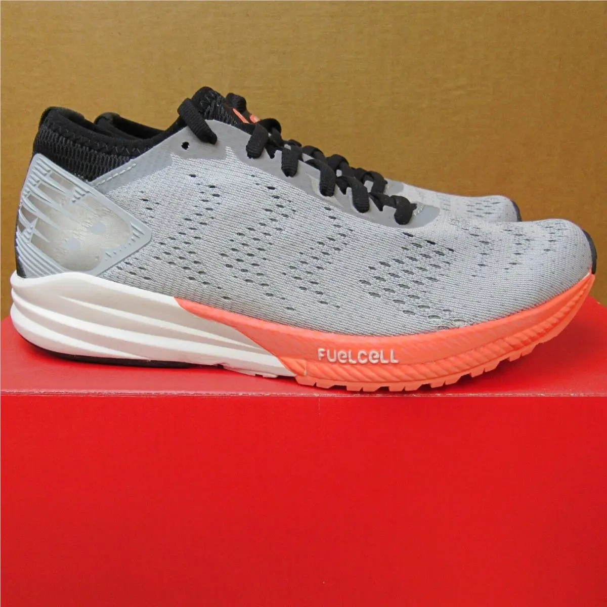New Balance shoes - FuelCell Impulse - FuelCell Impulse - Light Gray/Black/Peach/White 8