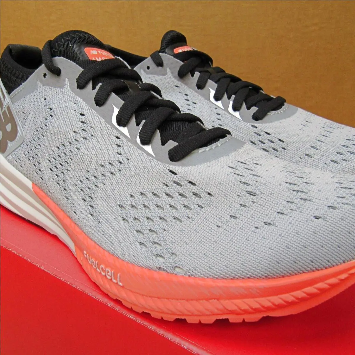New Balance shoes - FuelCell Impulse - FuelCell Impulse - Light Gray/Black/Peach/White 0