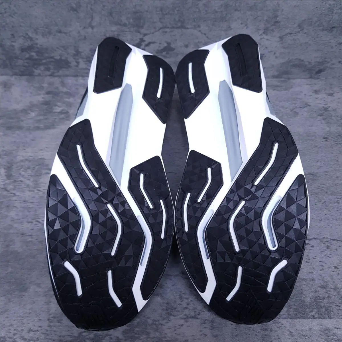 New Balance shoes - New Balance FuelCell Propel - FuelCell Propel - MFCPRLB5 - Black 3