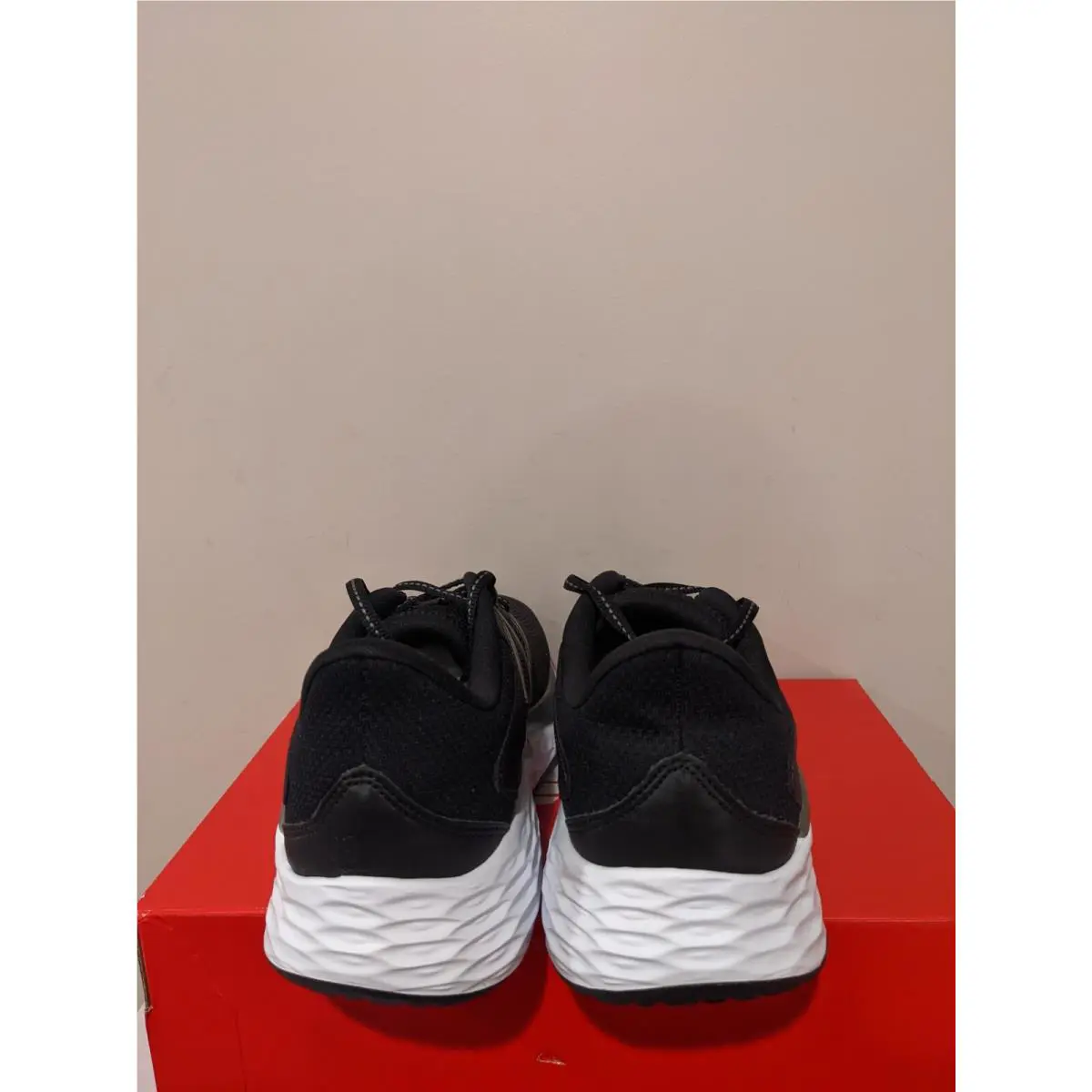 New Balance shoes - New Balance Fresh Foam Sport - Black 2