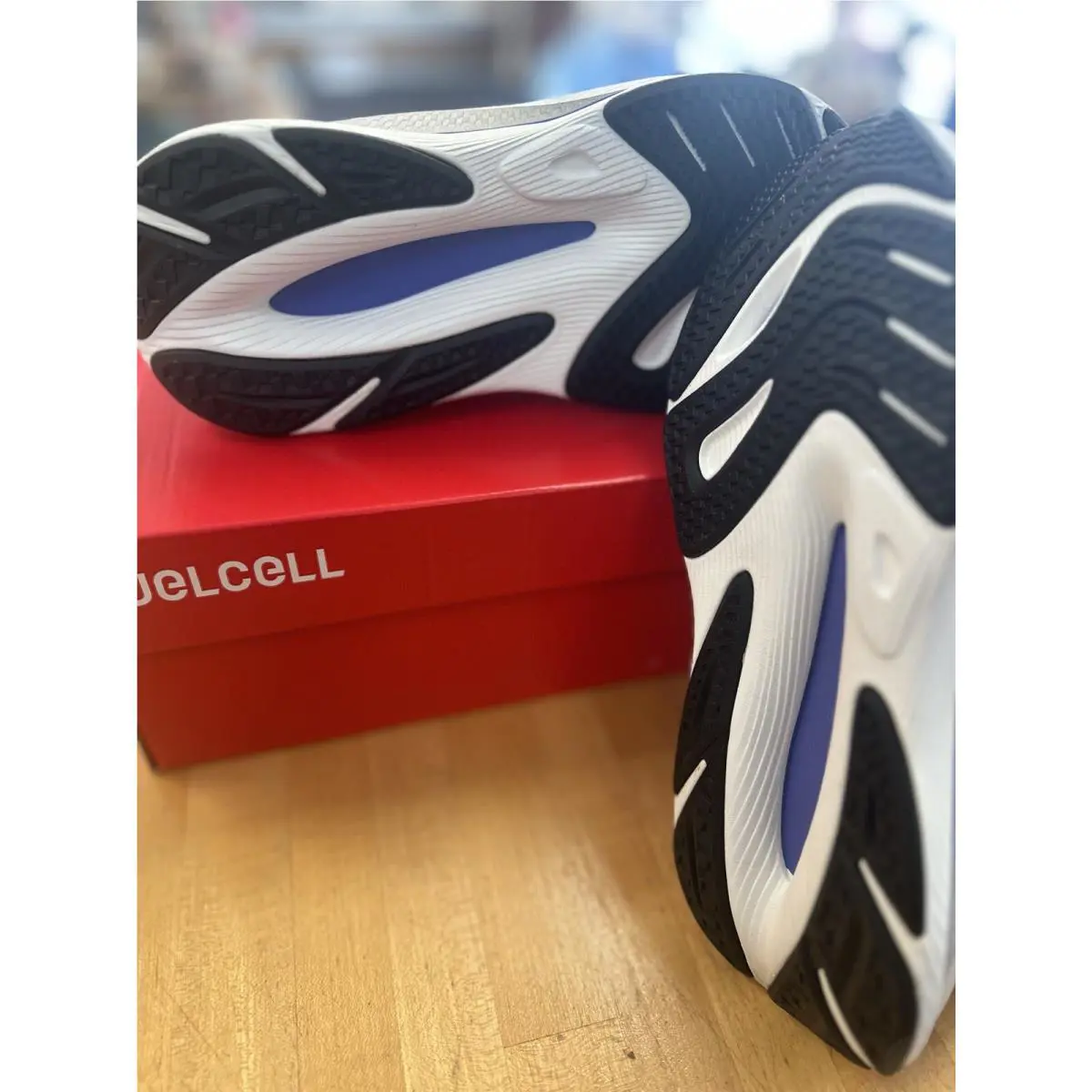 New Balance shoes - New Balance WWWKELB1 Fuelcell Walker - Black 1