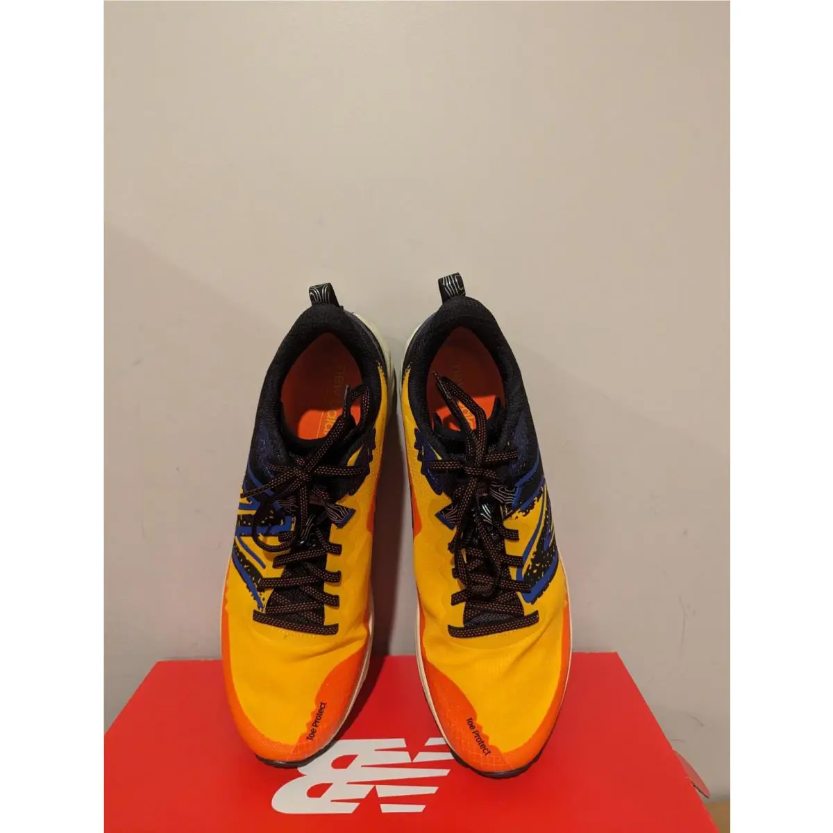 New Balance shoes - Yellow/Black 1