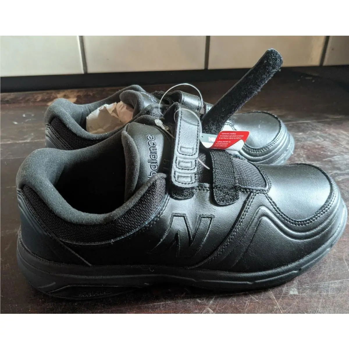 New Balance shoes - New Balance 411 - Black 3
