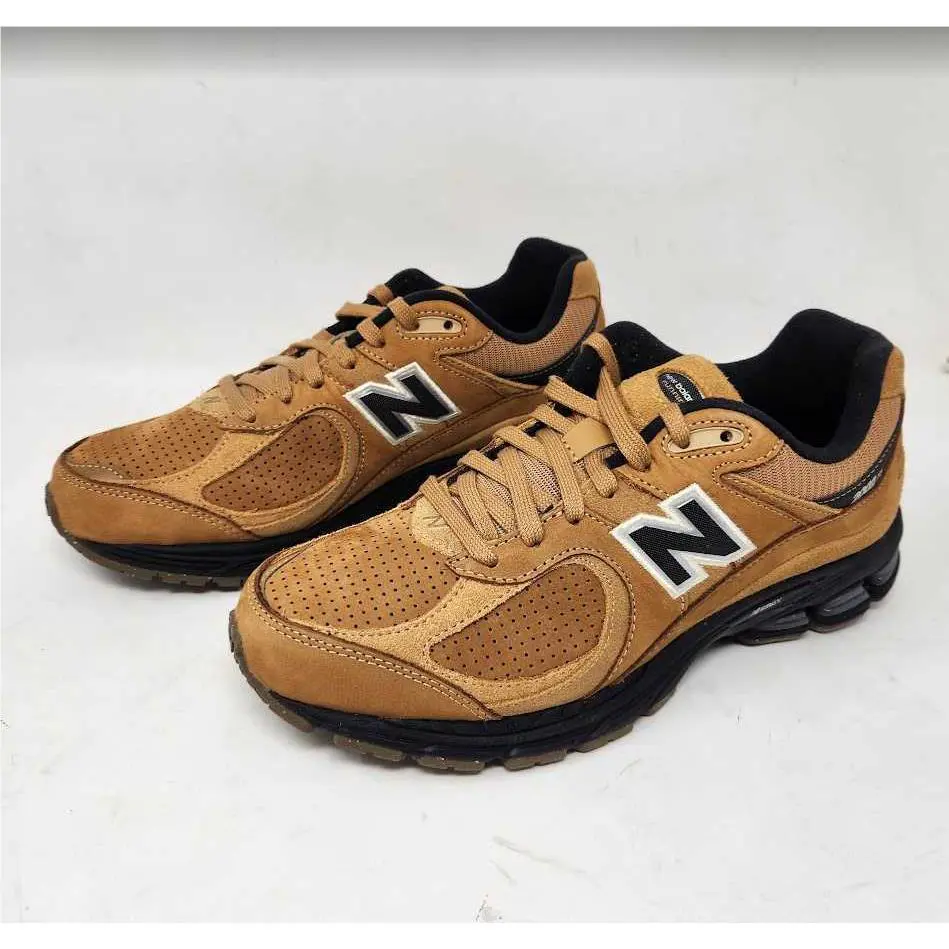 New Balance shoes - Brown 6