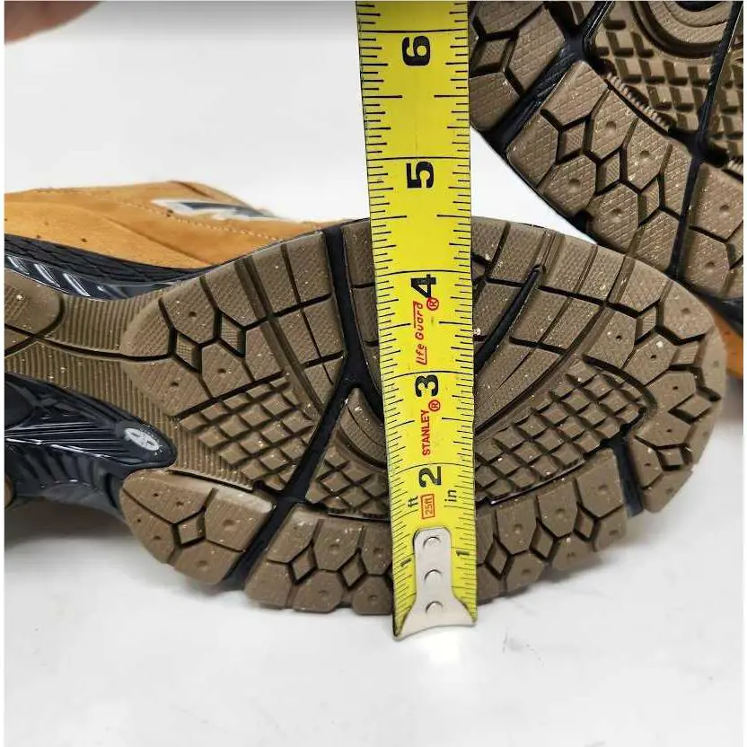 New Balance shoes - Brown 9