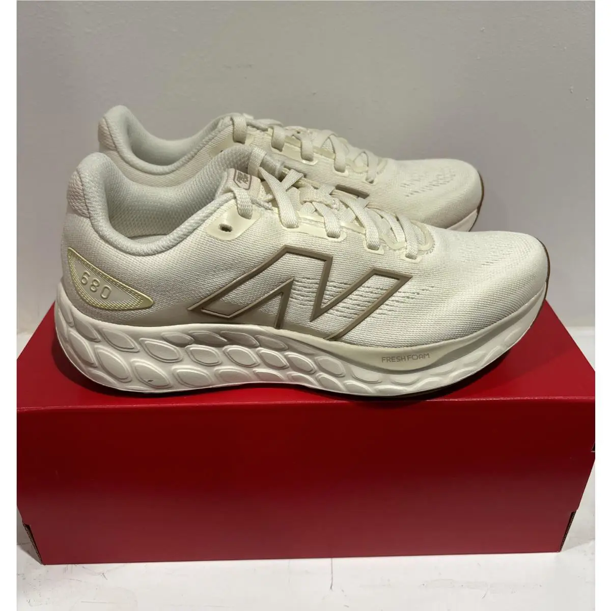 New Balance shoes - New Balance 680 - Beige 2