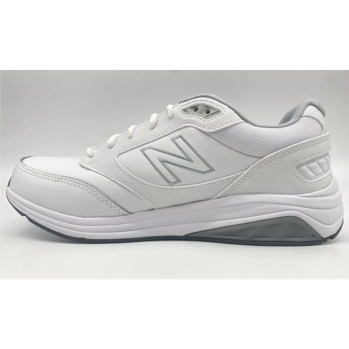 New Balance shoes  - White 2