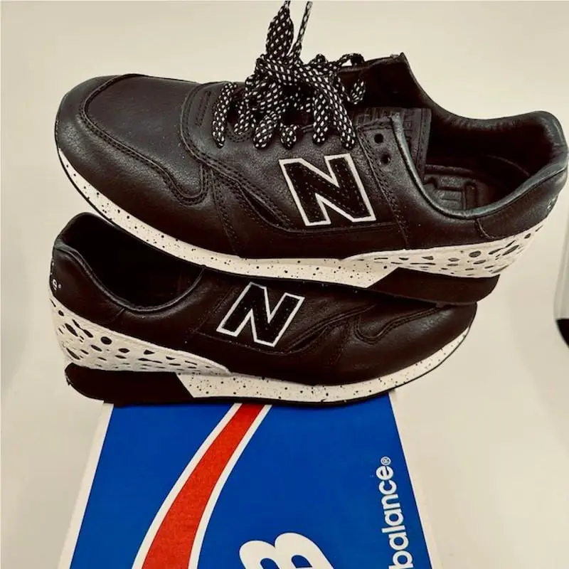 New Balance shoes - Black 3