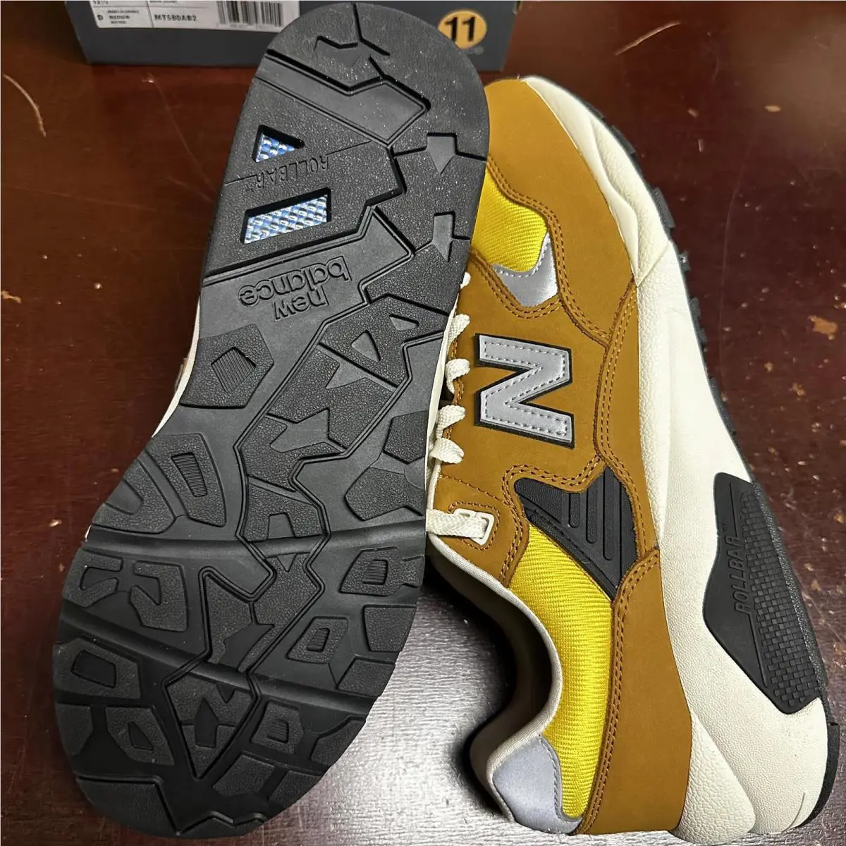 New Balance shoes - Brown 4
