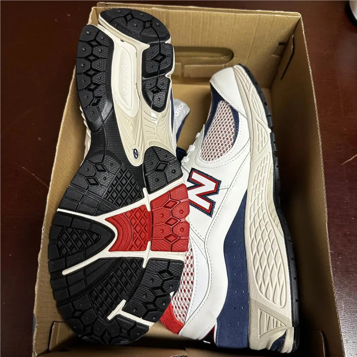 New Balance shoes - Cream 0