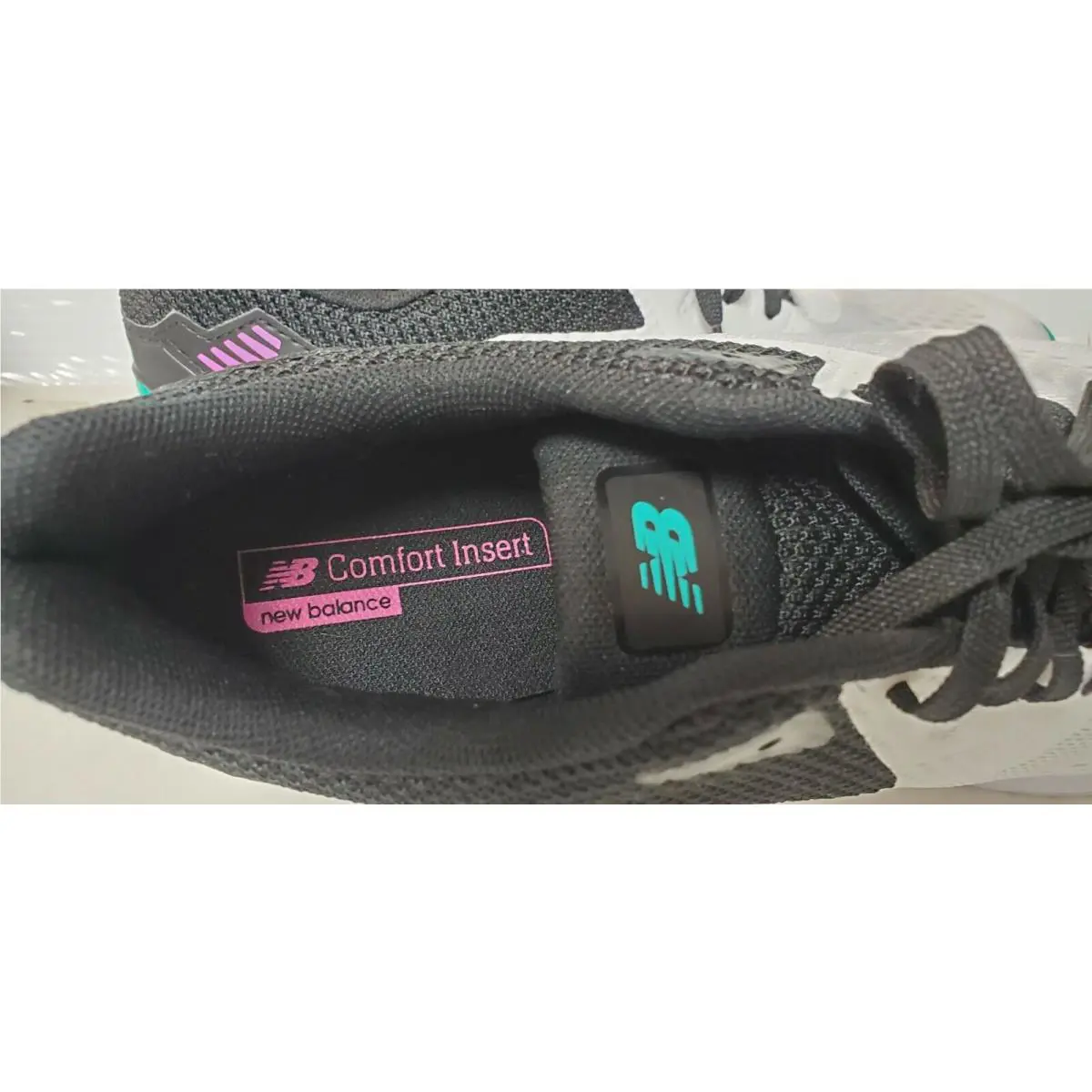 New Balance shoes - White (UPC: 193362502203) 2