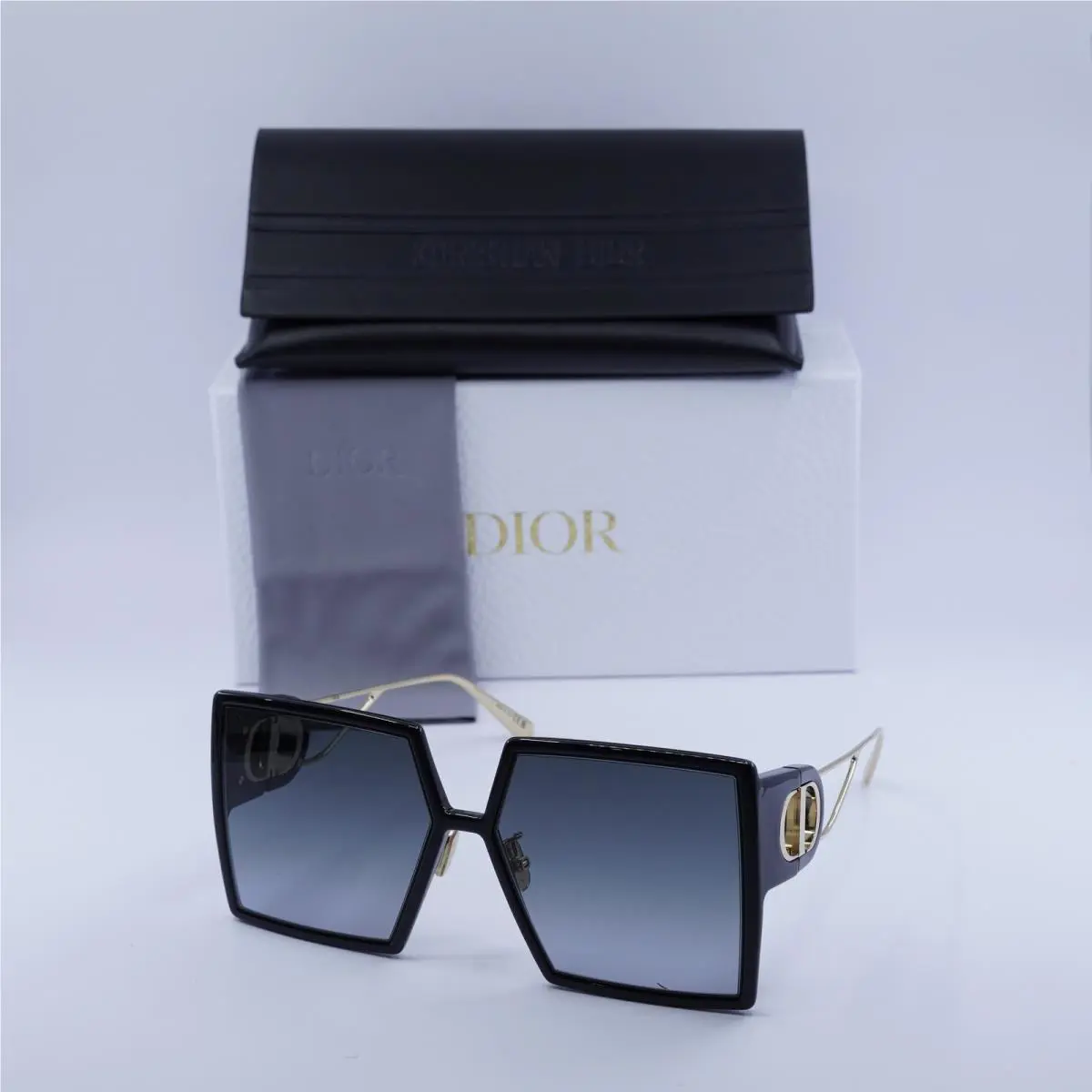 30MONTAIGNE SU 12A1 Black/gradient Grey 58-15-130 Sunglasses by Dior