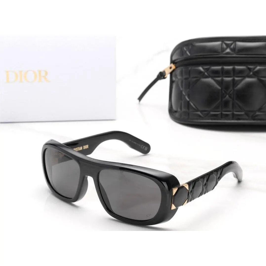 Christian Dior LADY95.22S1I 10A0 Black/smoke Lens Sunglasses 59-18