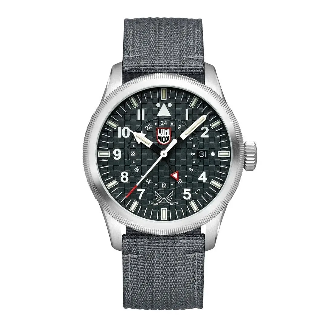 Luminox XA.9522.VOL Volition America `flight Force` 42mm Steel Men`s Pilot Watch