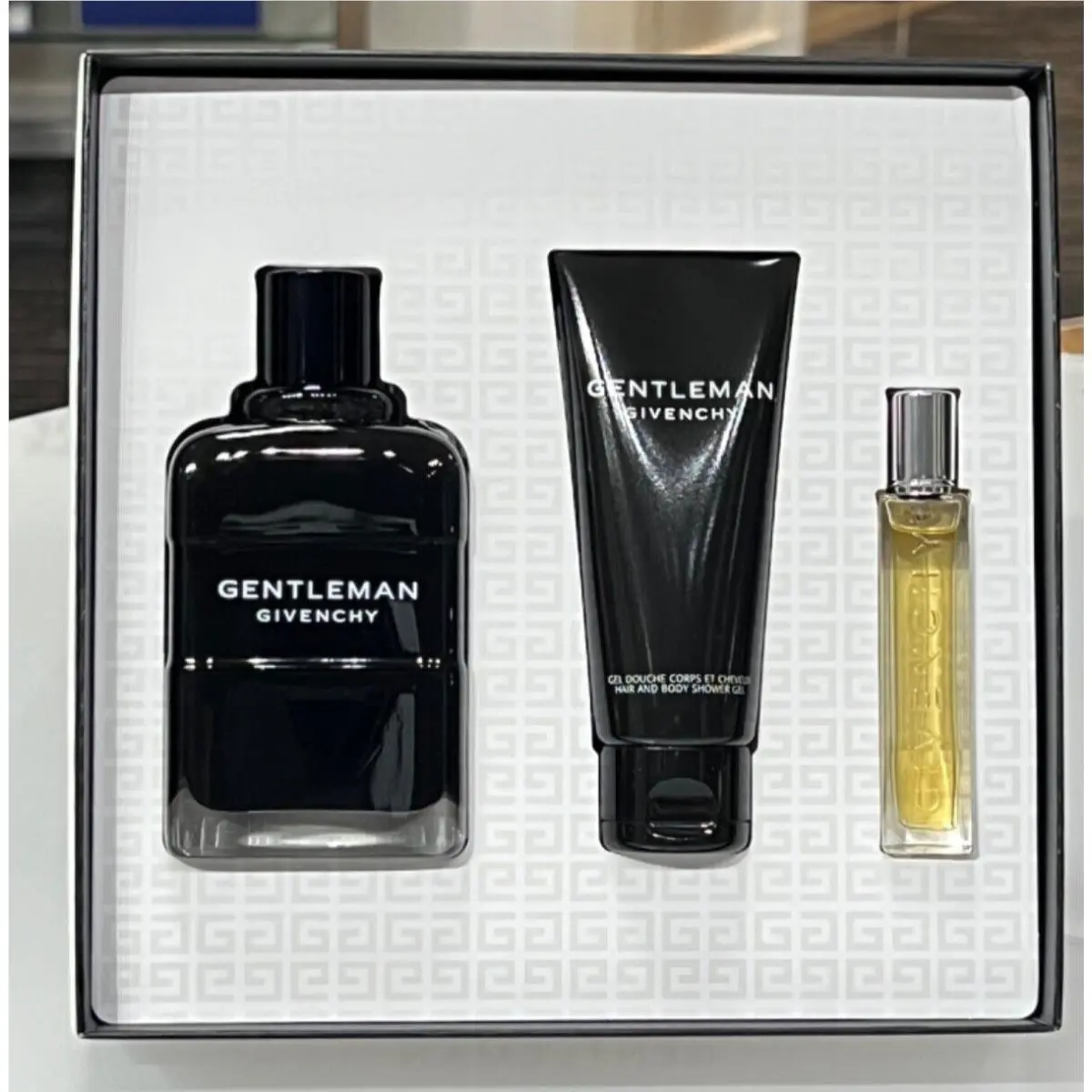Gentleman by Givenchy 3.3 Oz. Eau de Parfum Spray For Men 3 Pcsgift Set