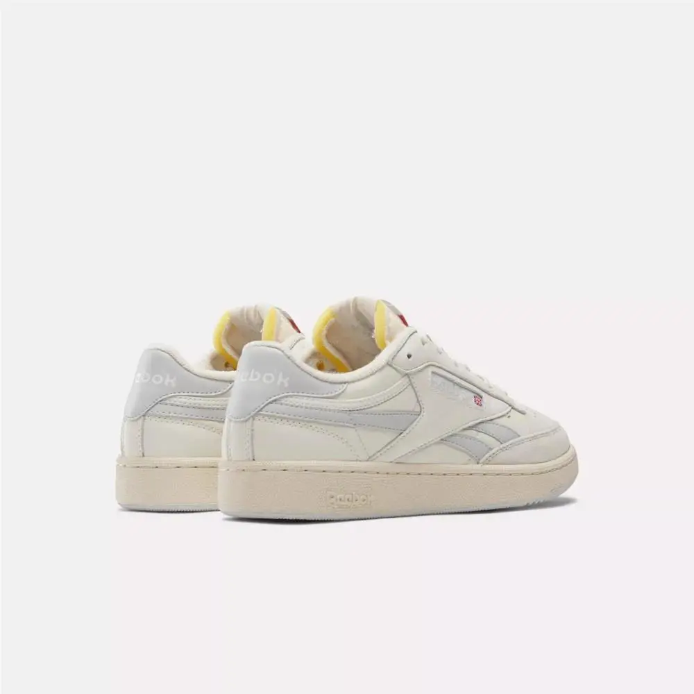 Reebok shoes - Chalk / Paper White / Glen Green 41