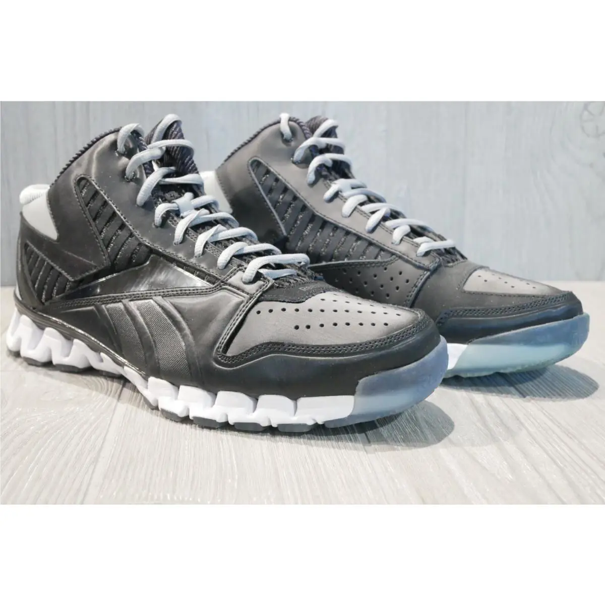 Reebok shoes - Multicolor 8