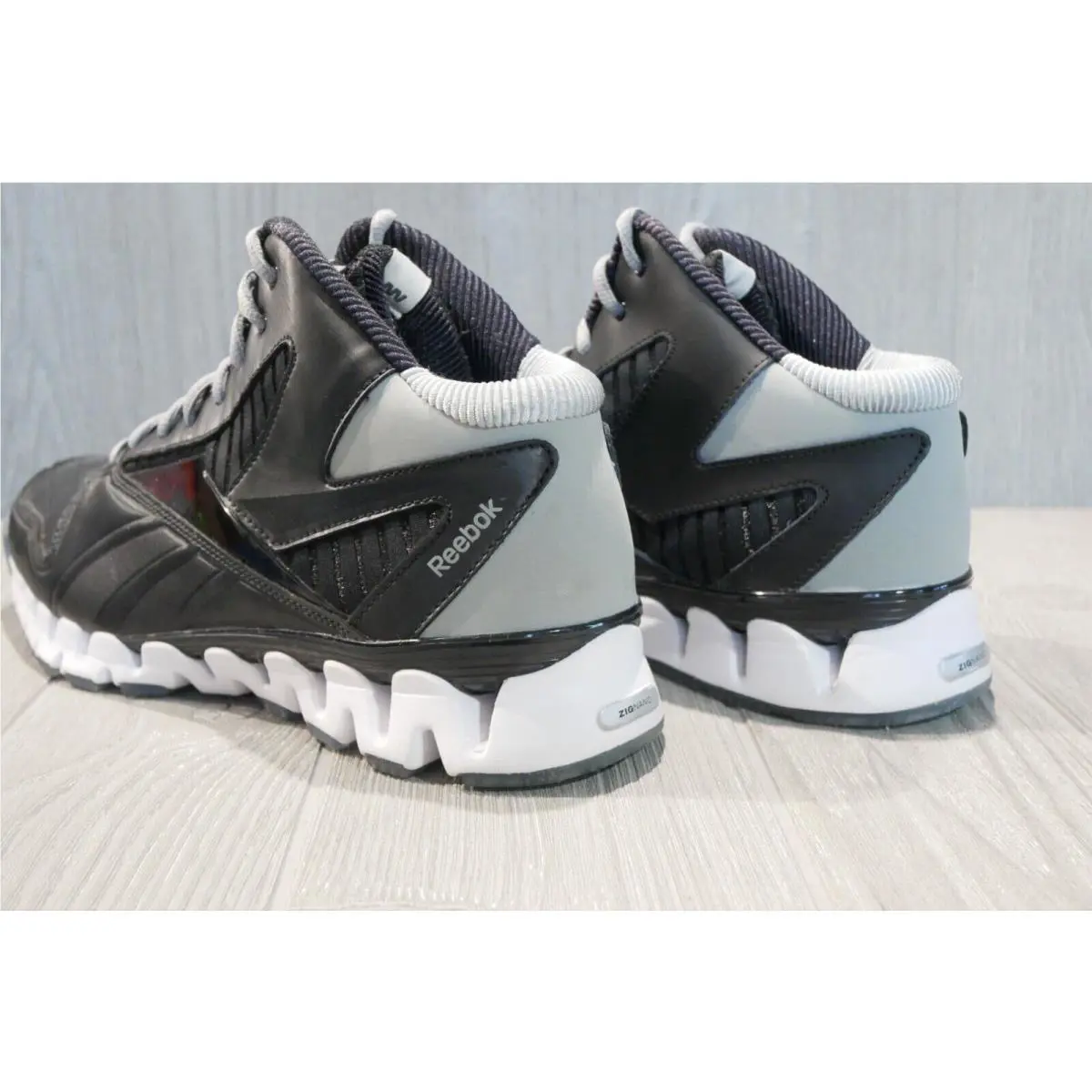 Reebok shoes - Multicolor 9