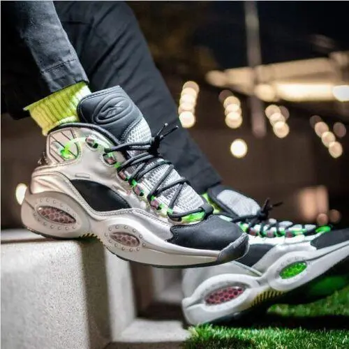 Reebok shoes - REEBOK QUESTION MID - QUESTION MID - FW7548 - Pure Silver/Red/White 11