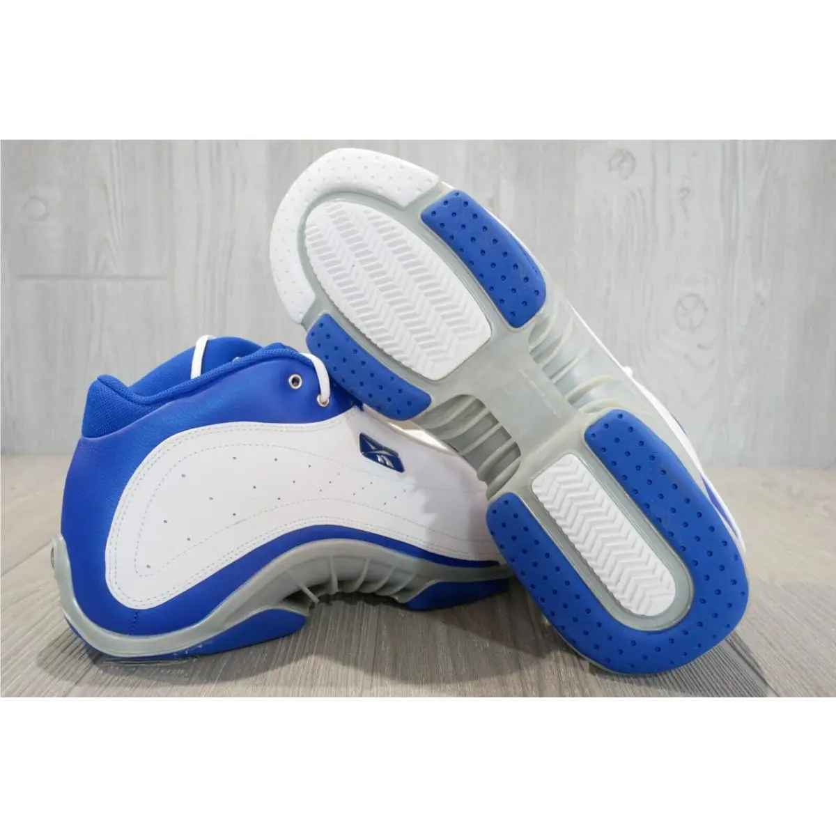 Reebok shoes - White 4