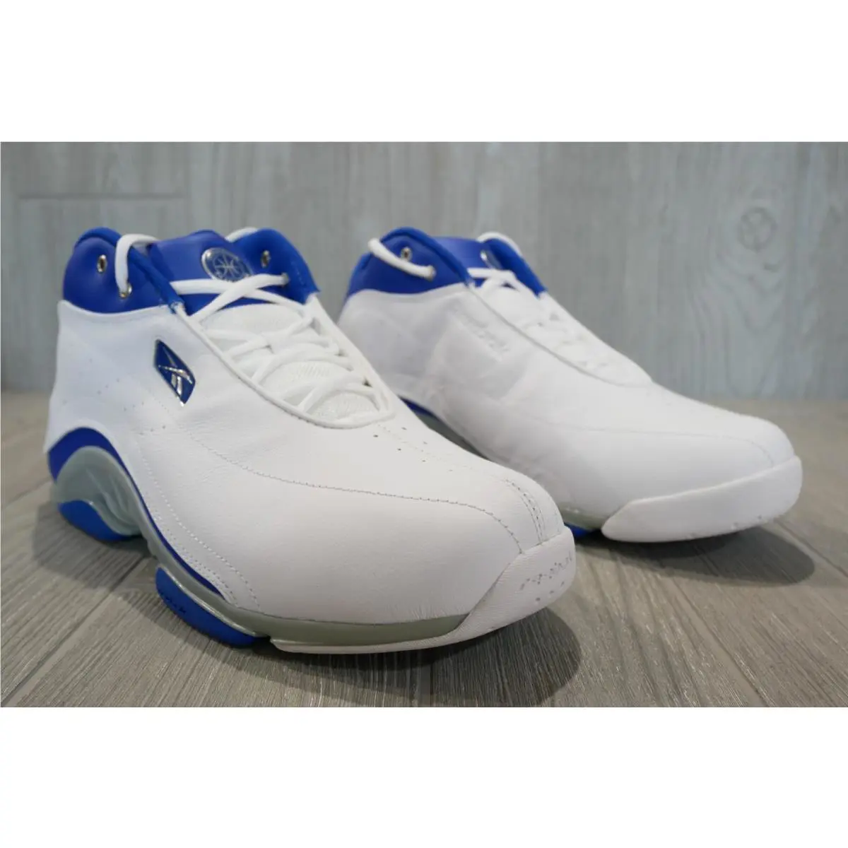 Reebok shoes - White 1