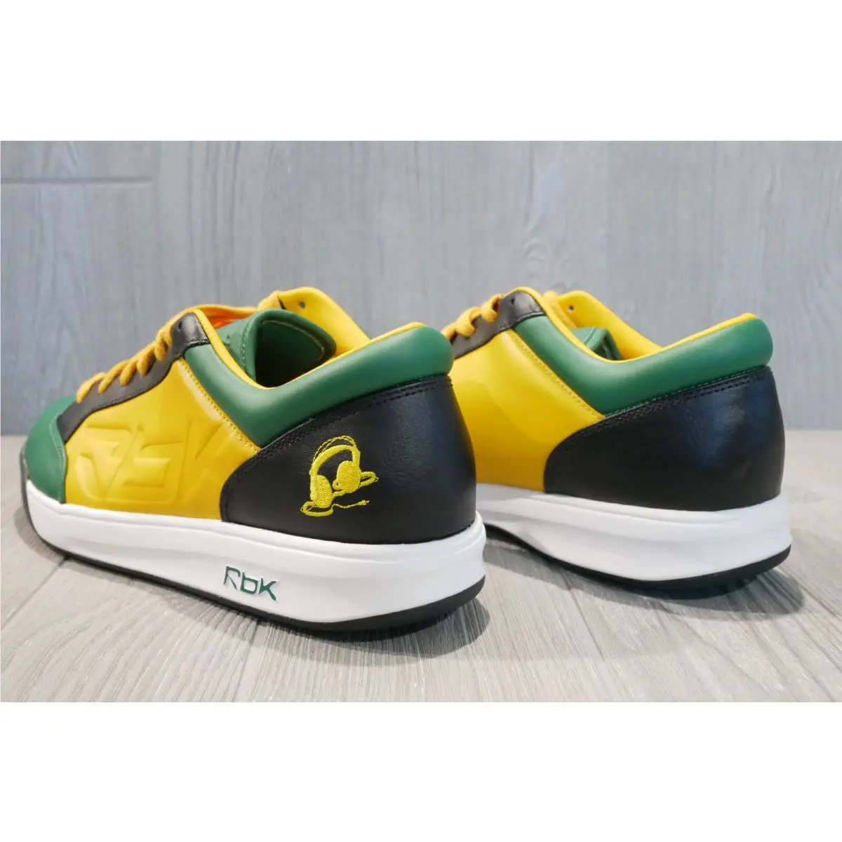 Reebok shoes - Multicolor 2