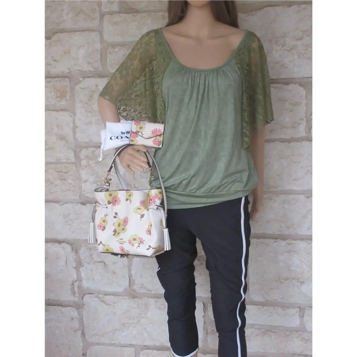 Coach  bag  Andy - Handle/Strap: Chalk/White leather, Hardware: Gold, Exterior: Chalk with Floral cluster multi neutral colors, see photos! 16