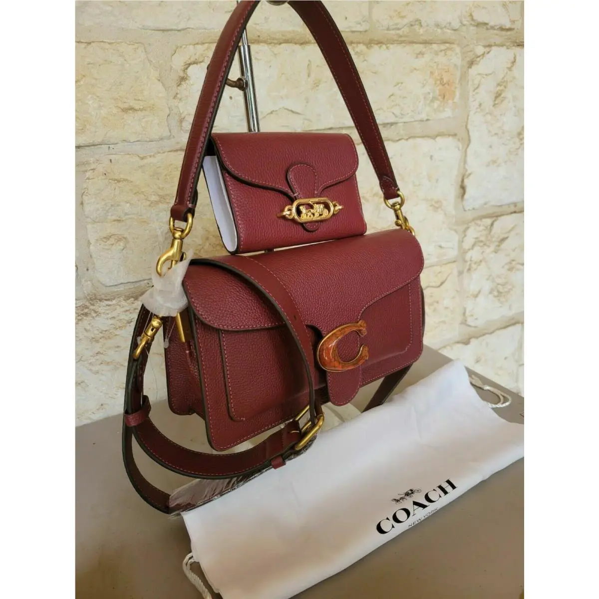 Coach  bag  - Coach Tabby 26 Shoulder bag Convetible - : Wine: Bag + Wallet SET Wine Unique Rare color Tabby 26, Handle/Strap: Wine/Red tones, Hardware: Gold