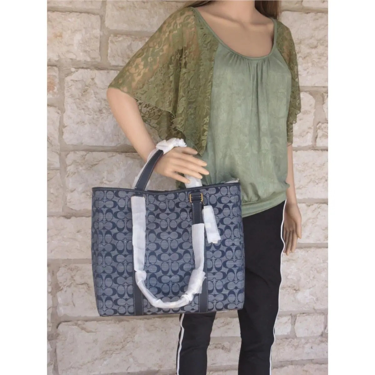 Hudson Signature Chambray Demin Tote/handbag or 2-pc Bag Set Options Tote/Handbag  Signature Denim chambray NEW by Coach