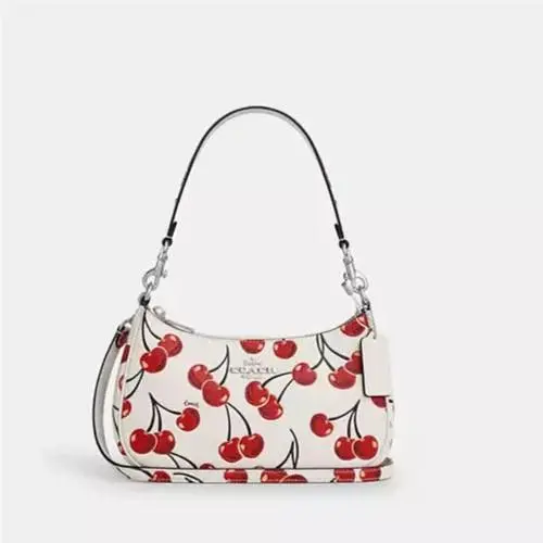 Coach Teri Shoulder Bag In Signature Leather CY674