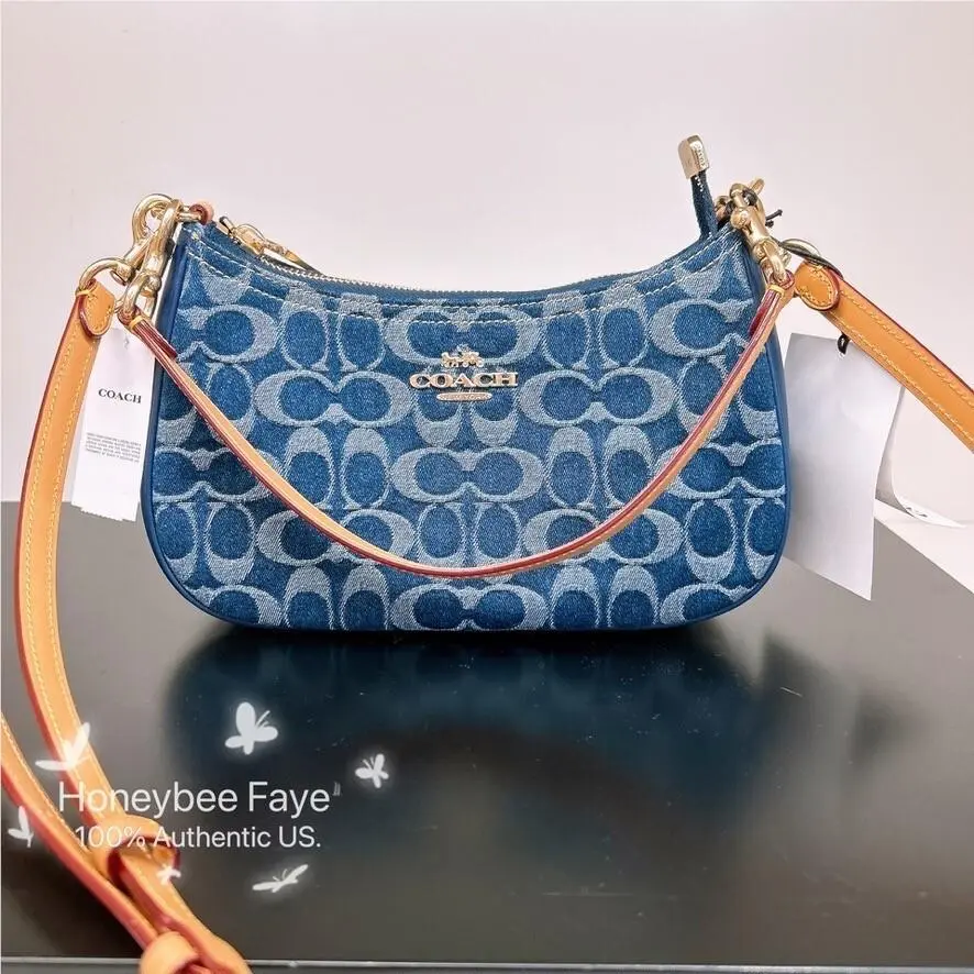 Coach Teri Shoulder Bag In Signature Denim CAF82/CAK35