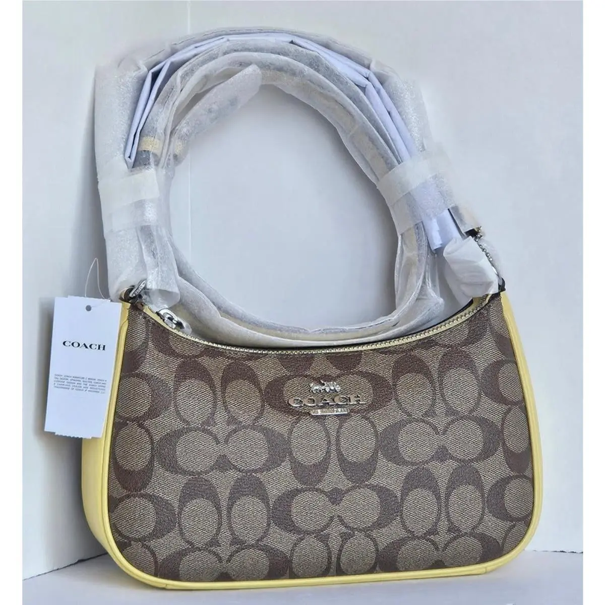 Teri Shoulder Bag CA548 Khaki Signature Canvas Retro Yellow Orgpkg by Coach