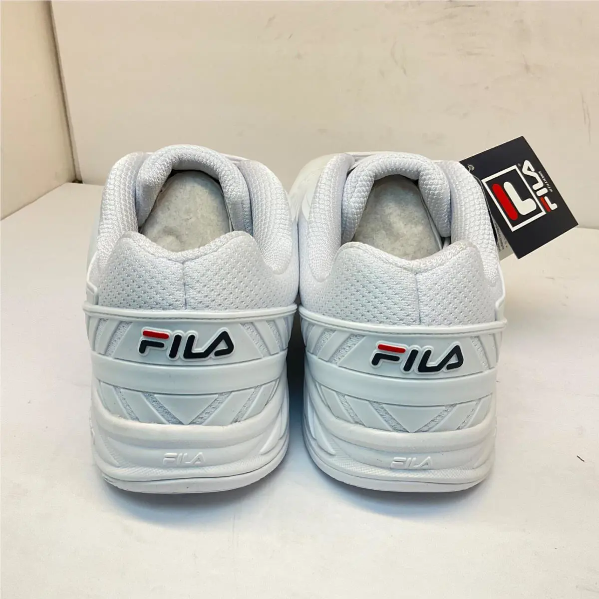 Fila shoes - Axilus 2 Energized - Axilus Energized - 1TM00615-147 - White (UPC: 789482912628) 1