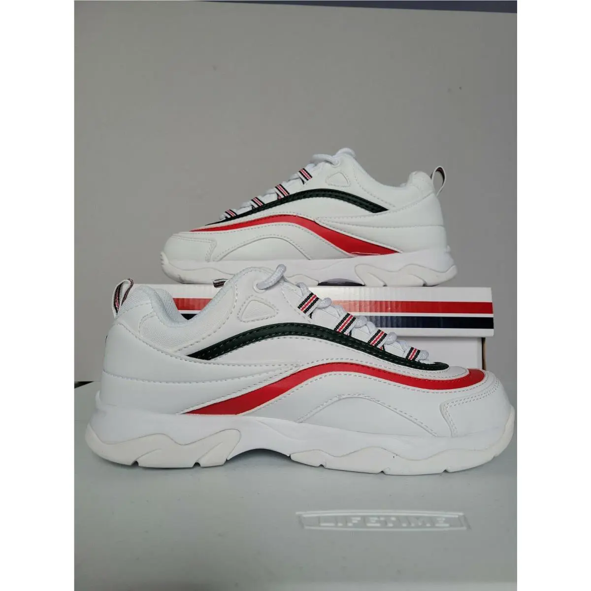 Fila shoes - White (UPC: 607949529519) 0