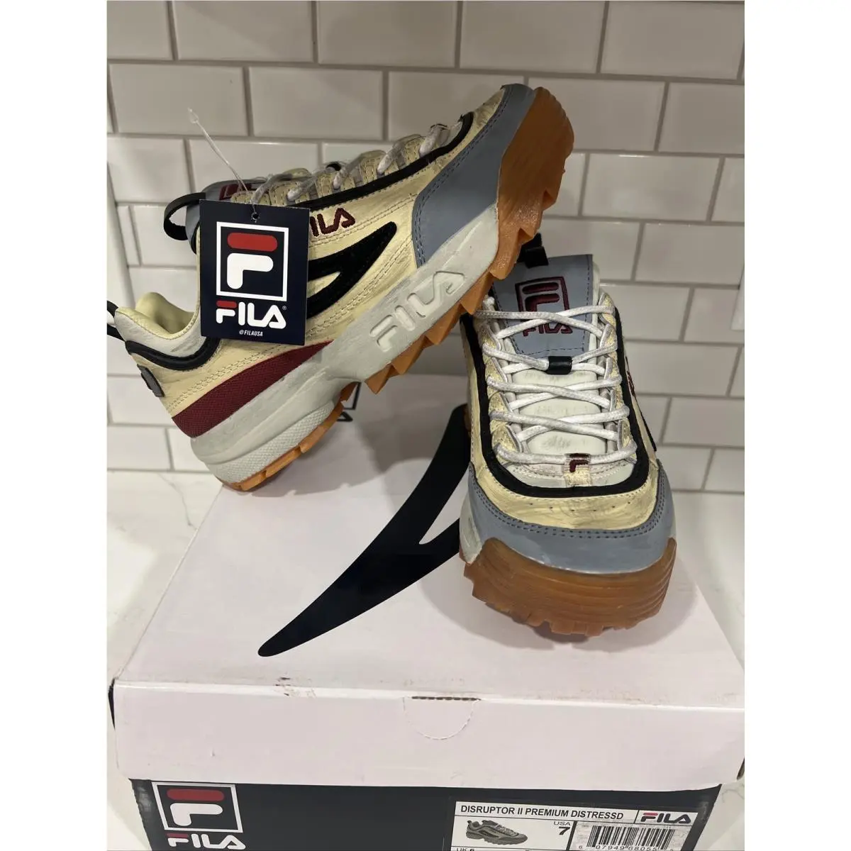 Fila Disruptor 2 Premium Distressed Look - Mens Size 7 1FM00452-232