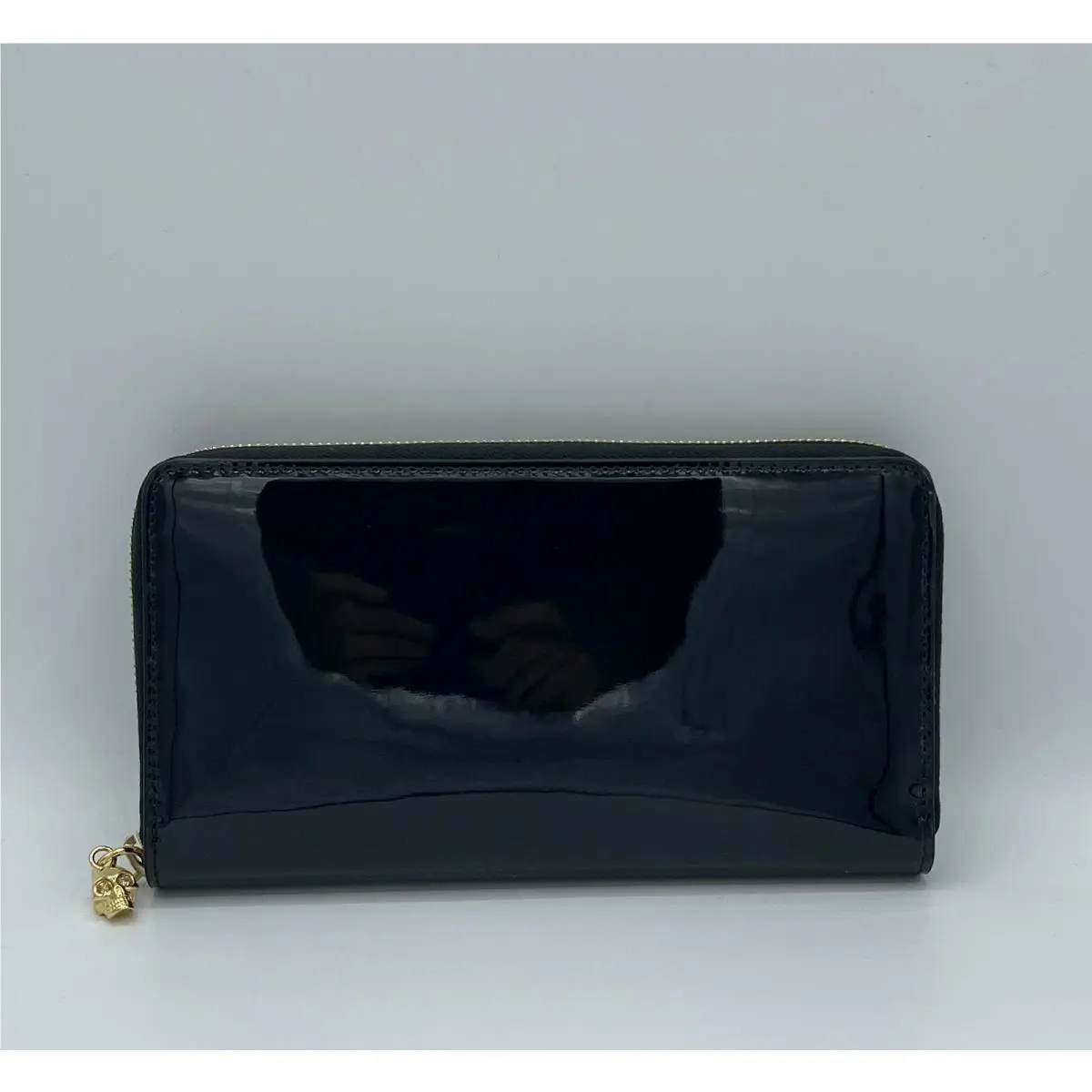 Alexander Mcqueen Navy Patent Leather Zip Around Wallet 375282 DP00G 4910