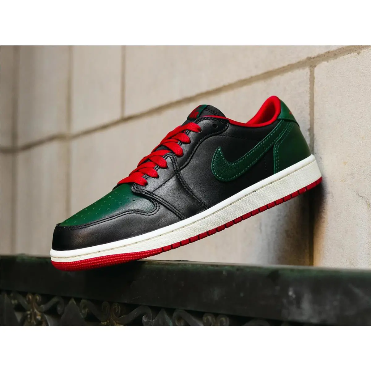 Nike shoes - Jordan 1 Retro Low OG - CZ0775-036 - Black/Gorge Green/Varsity Red/Sail 10