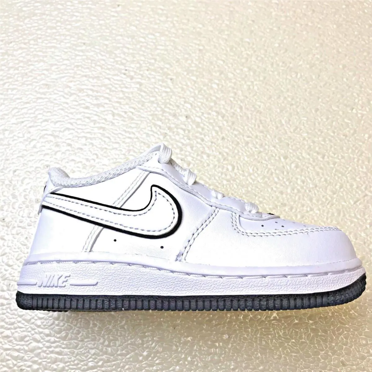 Nike shoes - White 0