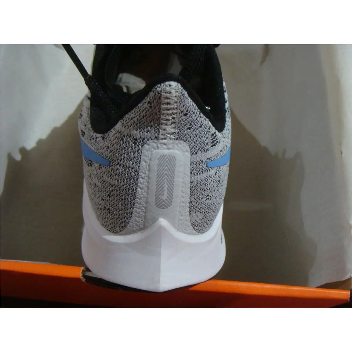 Nike shoes - Gray 4
