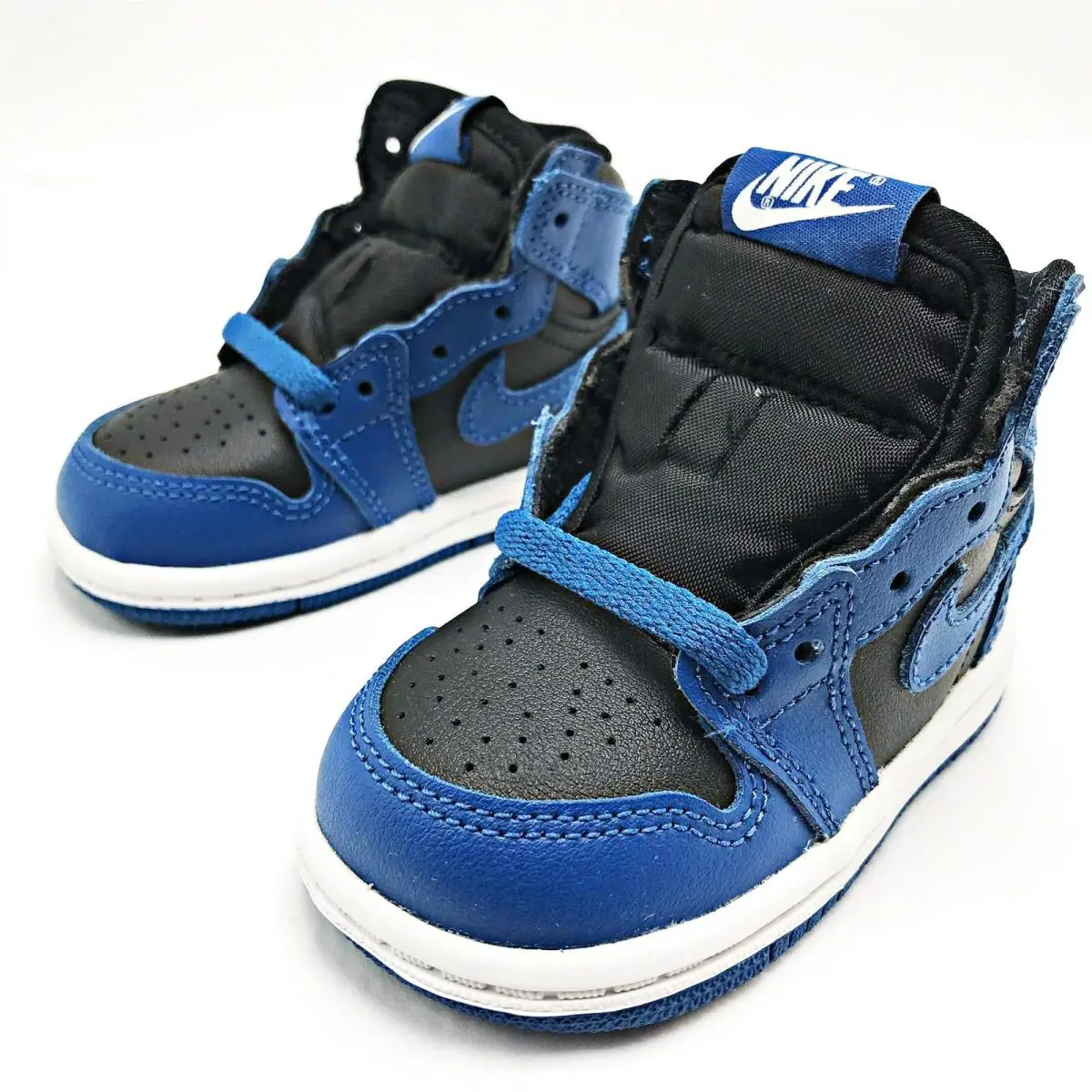 Nike shoes - Air Jordan 1 - Air - Blue 2