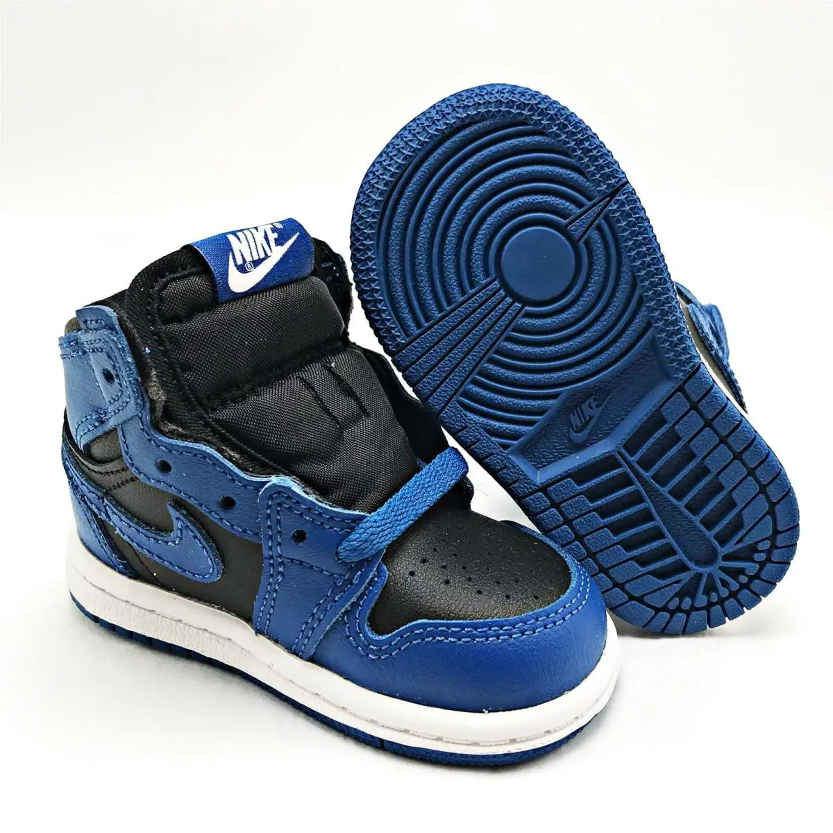 Nike shoes - Air Jordan 1 - Air - Blue 4