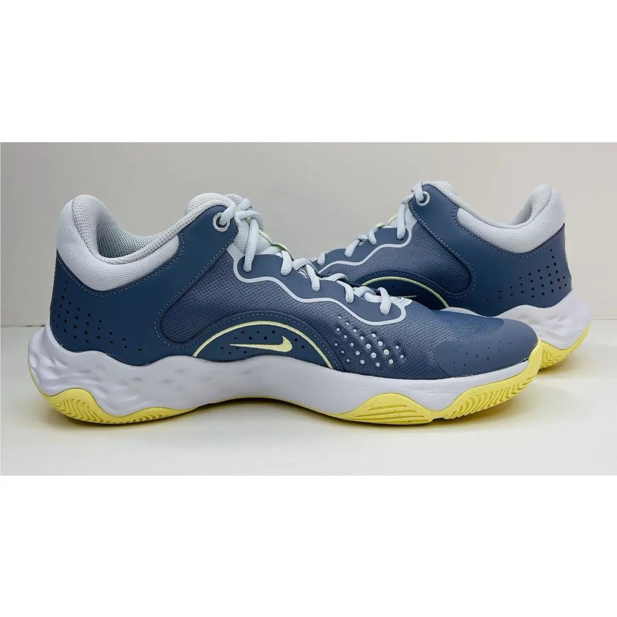 Nike shoes - Nike Fly By Mid - Fly Mid - DD9311-401 - Yellow 3