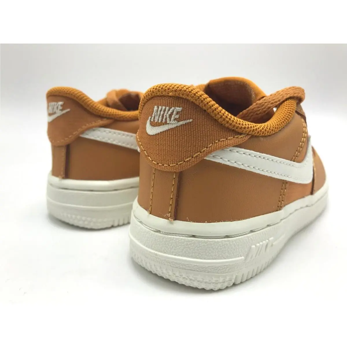Nike shoes - Brown 2